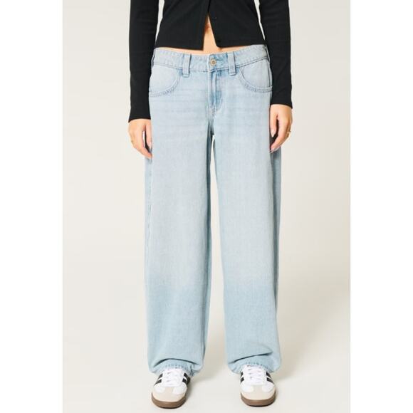 Hollister Low-Rise Taper Baggy Jeans Size 10 - Picture 2 of 8